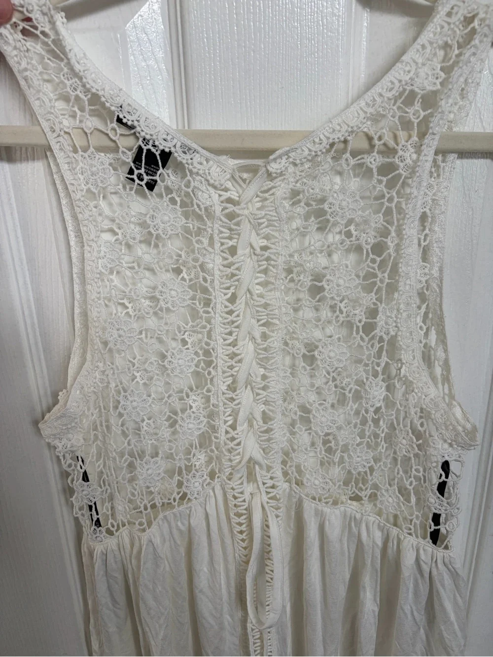 Forever 21 Cream Crochet Lace Tank